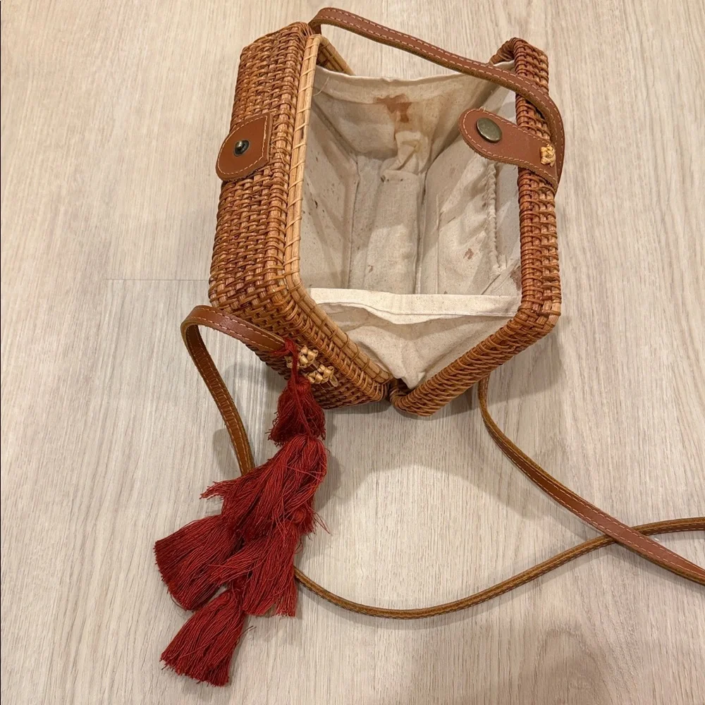 Brown Woven Crossbody Bag with Red Tassel - Picture 3 of 5